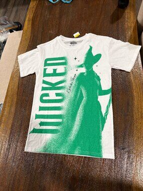 WICKED Universal City Studios Elphaba Thropp T-shirt Tee sz  S NEW